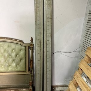Cama Clásica Estilo Luis XV con Tapizado Capitoné Verde - imagen 6