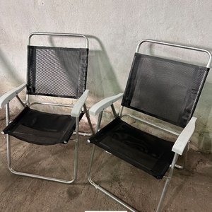Lote siguiente: Par de Sillas de Playa Altas Plegables