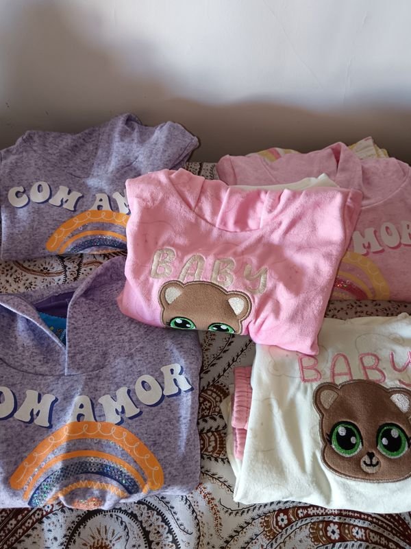 Ropa para bebés con conjunto de buzo y pantalón - imagen 2