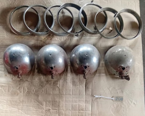 4 Carcasas y 7 Aros para Ford A 1930/1931