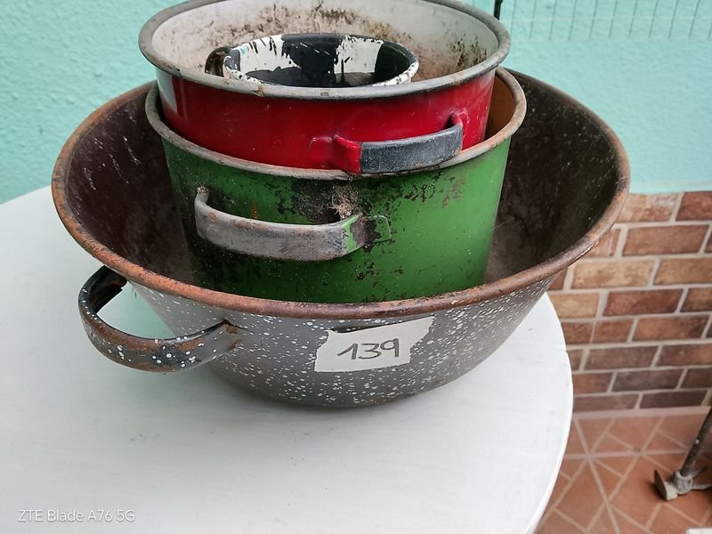 Item 889952 - Image 0