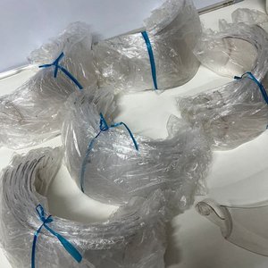 Lote de 50 Viseras Transparentes para Casco de Moto - imagen 3