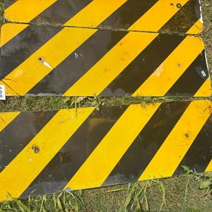 Lote anterior: Lote de 4 Carteles de Franjas de Seguridad Amarillas y Negras