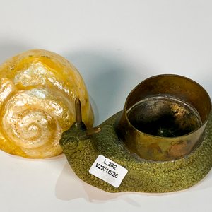 Caracol Decorativo en Bronce y Pasta - imagen 3