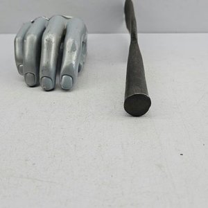 Herramienta Antigua de Chapista Forjada a Mano - imagen 3