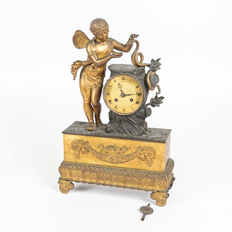 Reloj de Sobremesa Bronce y Metal con Figura de Ángel y Serpiente
