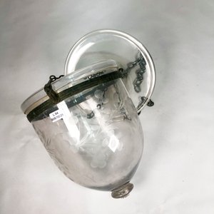 Colgante de Techo Vintage en Vidrio Grabado con Cadena y Detalle Metálico - imagen 3