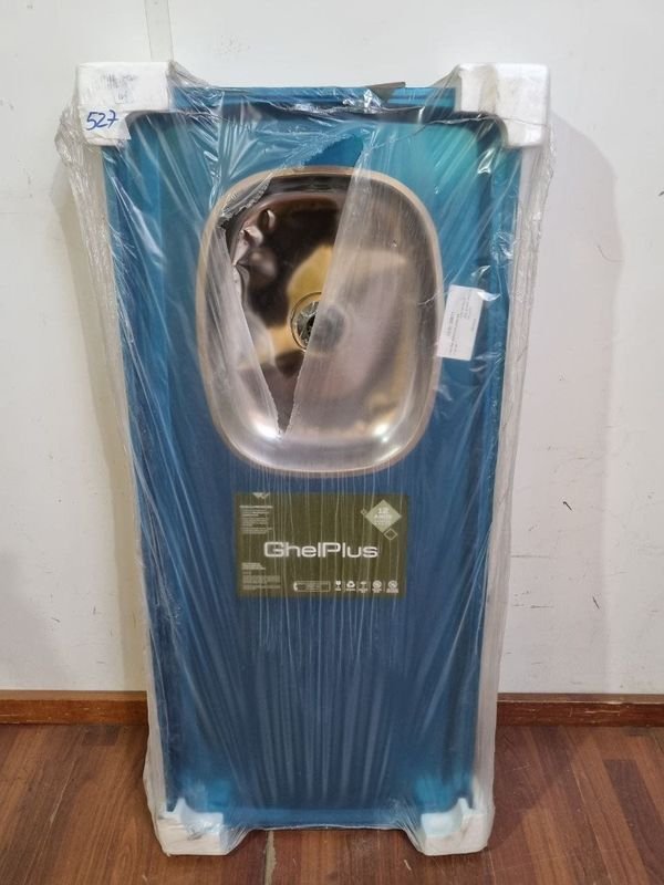 Pileta de Cocina GhelPlus Plateada con Detalles