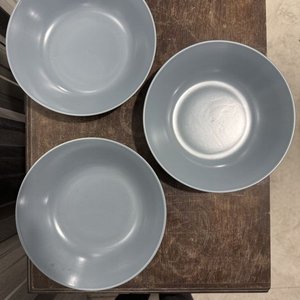Lote de 3 Platos Hondos de Porcelana Azul Grisáceo - imagen 4