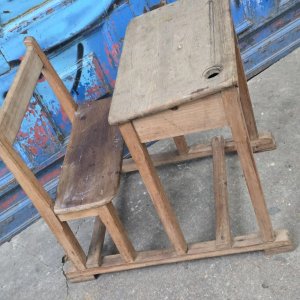 Pupitre Escolar Antiguo de Madera - imagen 2
