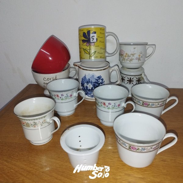 Lote de Tazas de Porcelana Variadas