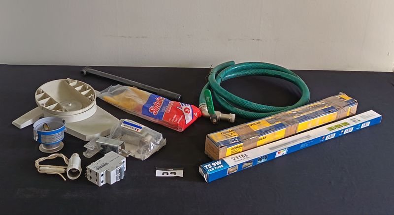 Lote Variado: Árbol de Levas, Llave Térmica, Manguera, Tubo LED y Más