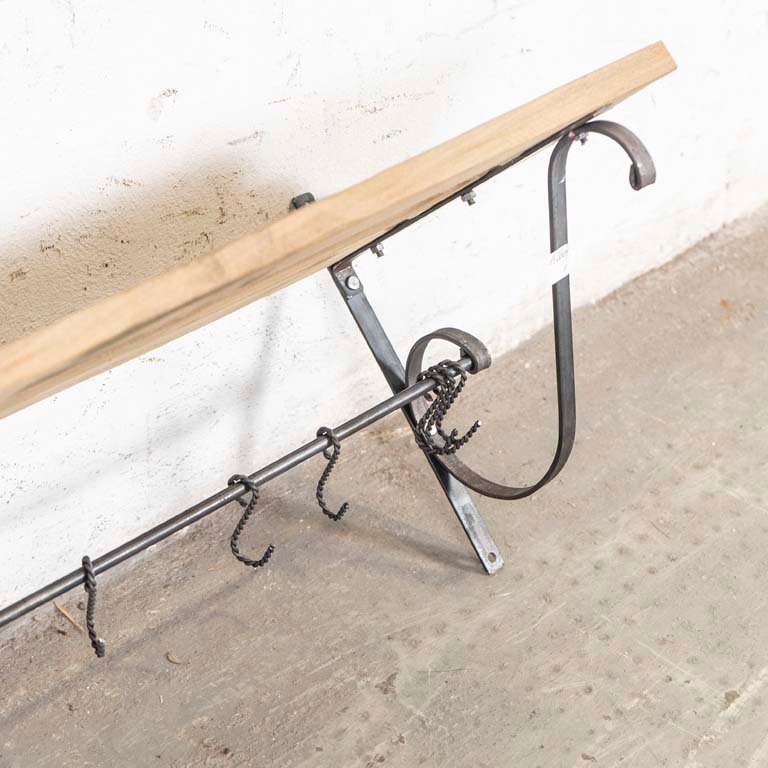 Ganchera de madera y hierro para almacenamiento - imagen 3