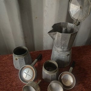 Juego de Cafeteras Moka Italianas de Aluminio con Filtros - imagen 5