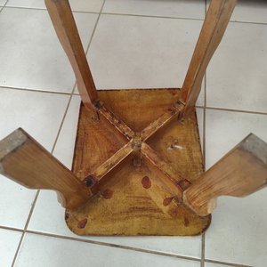Mesa Auxiliar Chica De Madera Rústica - imagen 2