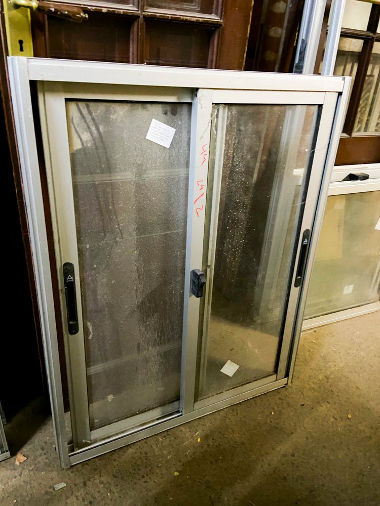 Item 499833 - Image 0