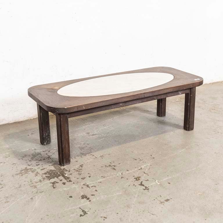 Lote anterior: Mesa de living en madera con tapa de mármol oval