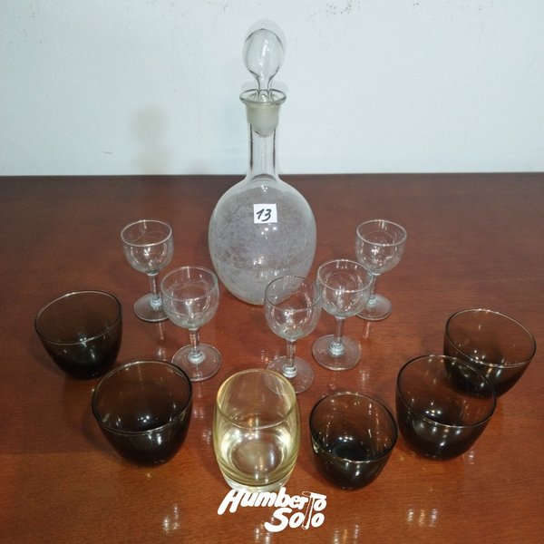 Licorera con tapón y 5 copas - imagen 1