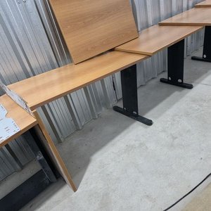 Lote de escritorios modulares esquineros y rectos - imagen 4