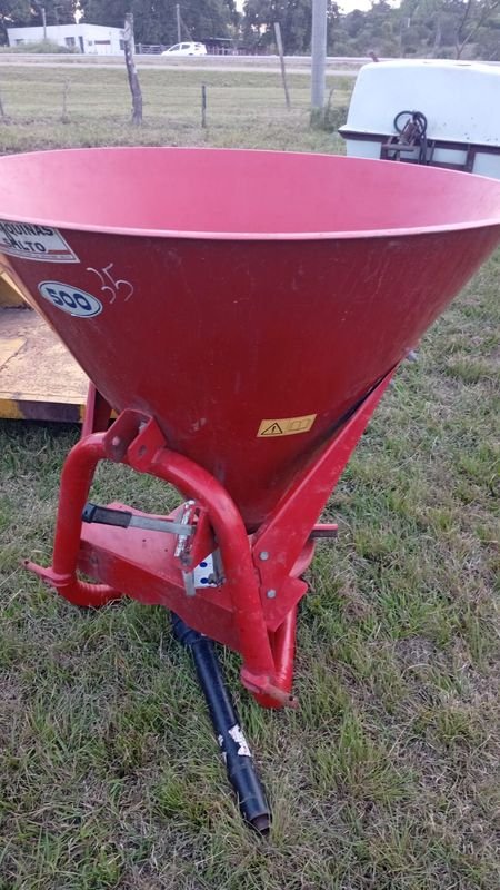 Abonadora Centrifuga para Agricultura - imagen 3