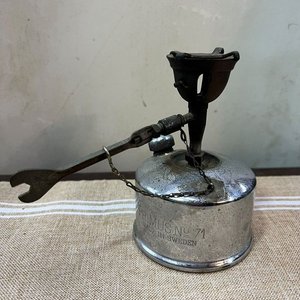 Lote siguiente: Hornalla de Viaje Antigua Primus No. 71 Sueca con Llave Original
