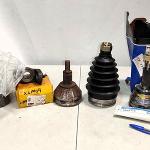Lote de 4 Homocinéticas para Lancer y Puntero de Cardan para Mitsubishi L200 4x4 - imagen 1