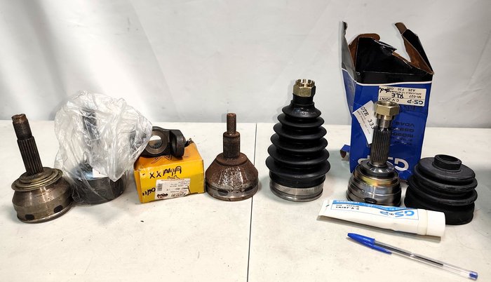Lote de 4 Homocinéticas para Lancer y Puntero de Cardan para Mitsubishi L200 4x4