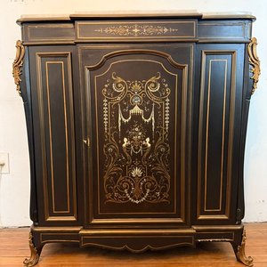 Chiffonier Francés Estilo Napoleón III Madera Laqueada Negra con Aplicaciones - imagen 2