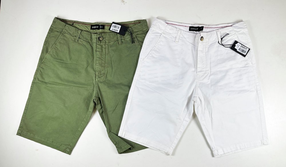 Lote siguiente: Dos pares de Bermudas Zenit, color Blanco y Oliva