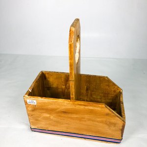 Matera de Madera Rústica con Asa y Tira Decorativa - imagen 1