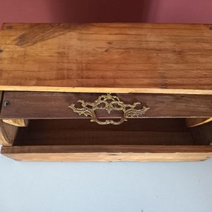 Panera de Madera con Herraje de Bronce - imagen 4