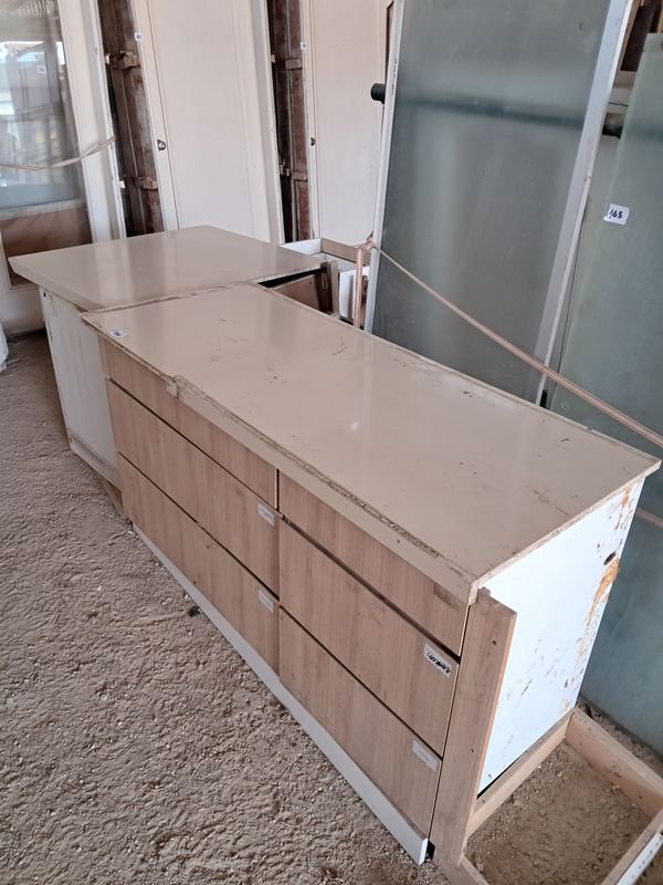 Item 883033 - Image 0