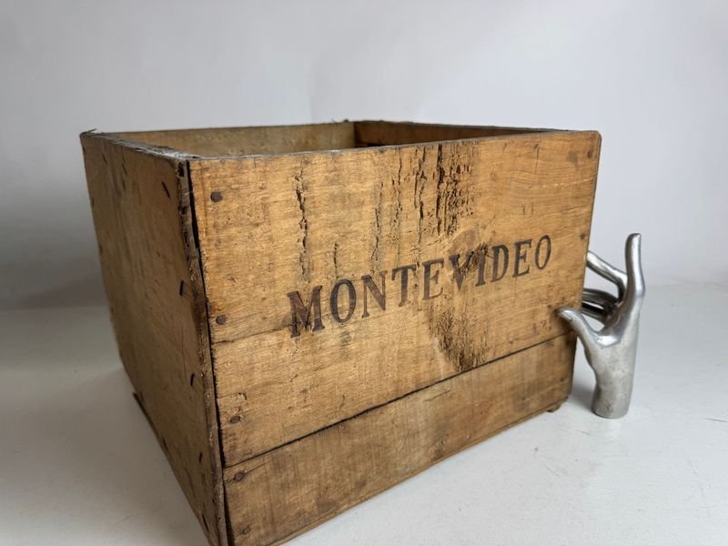 Antiguo cajón com propaganda de Champagne Victor Clicquot - Montevideo - imagen 4