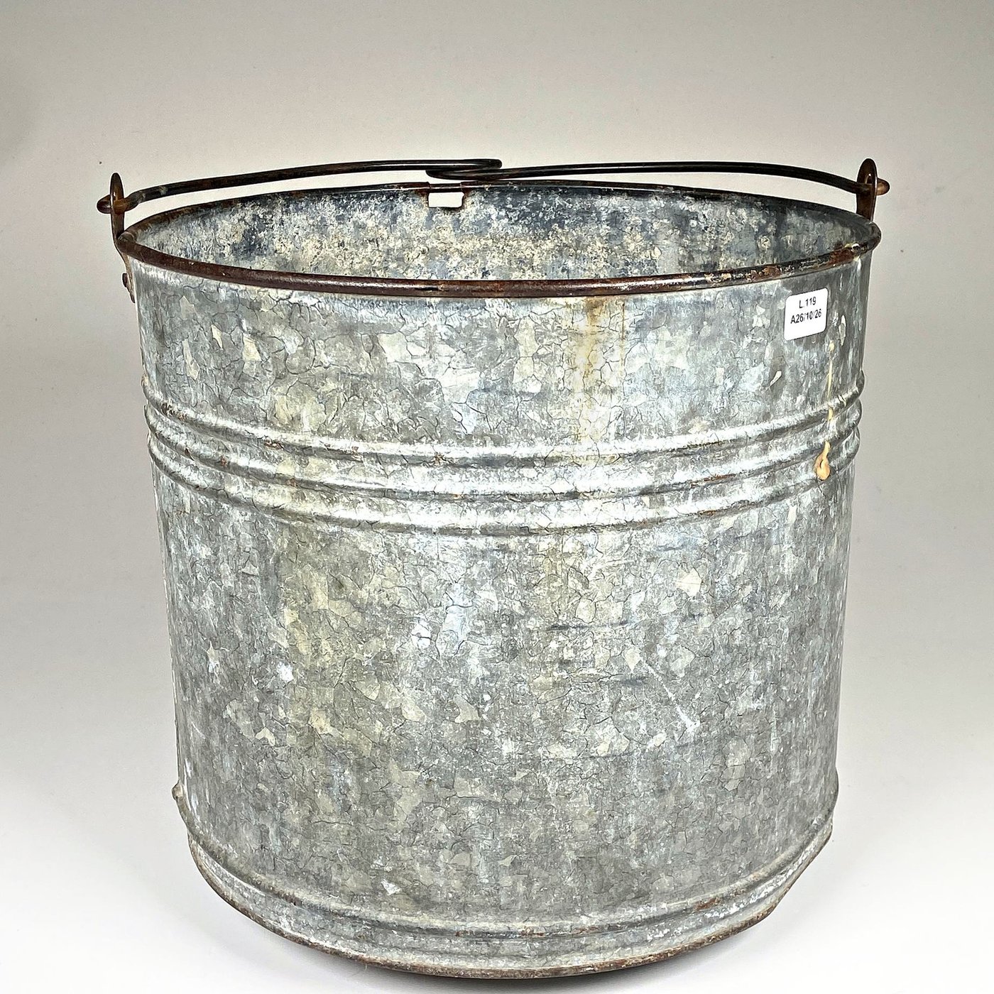 Tacho de Campo Galvanizado para Ducha - Altura 27 cm