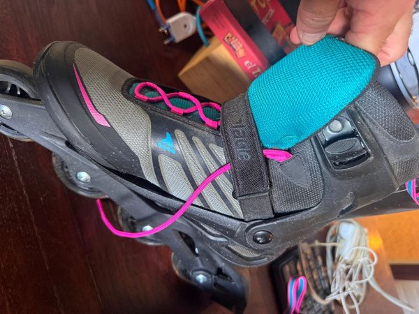 Patines ROLLERBLADE en buen estado - imagen 3