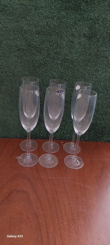 Lote anterior: Seis copas de champán de cristal excelente
