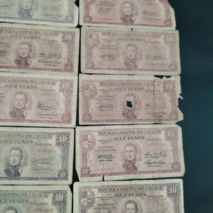 Lote de 10 Billetes Uruguayos de 10 Pesos (1939) - imagen 4