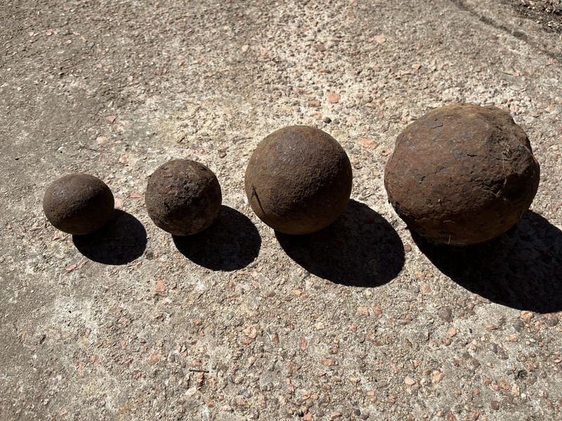 Item 883987 - Image 0