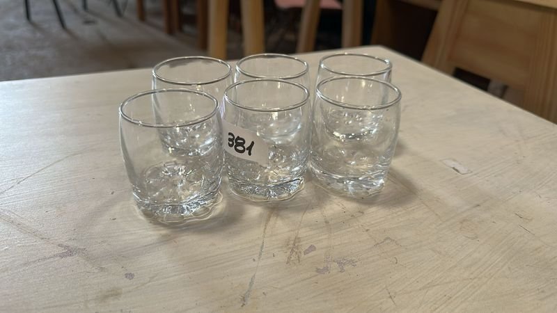 Item 897486 - Image 0