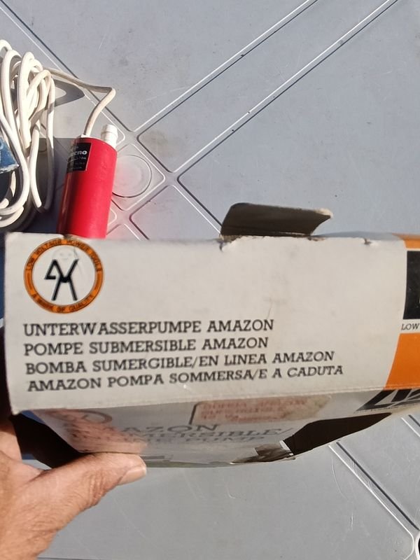 Bomba sumergible miniatura Amazon - imagen 2