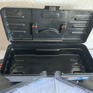 Set de 3 Valijas Multiuso Medianas Negras con Asa Naranja - imagen 5