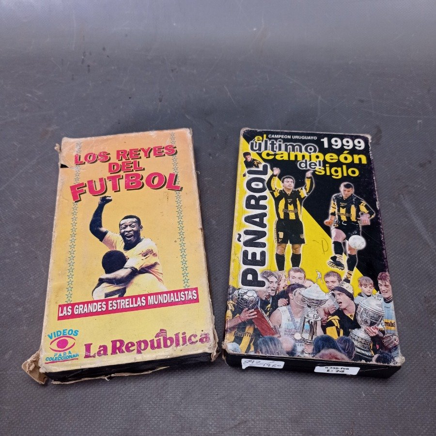 Lote anterior: Dos videos de fútbol: Peñarol campeón del siglo y Los Reyes del Fútbol