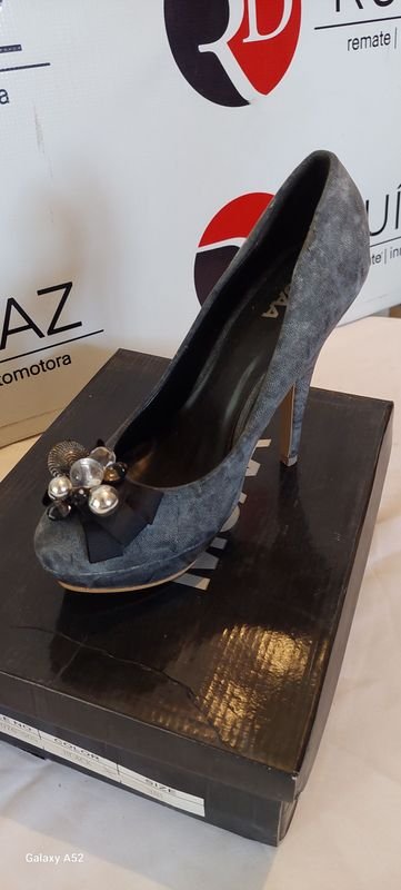 Zapatos de tacón alto en cuero - imagen 4