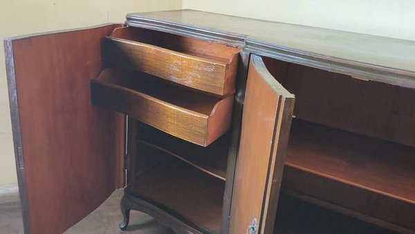 Bargueño Antiguo de Madera con Estilo Clásico - imagen 5