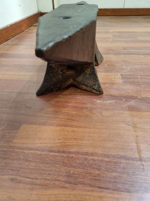 Item 898280 - Image 9