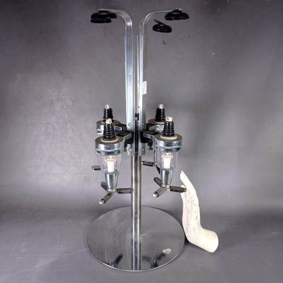 Dispensador de bebidas para cuatro botellas con chip - imagen 5