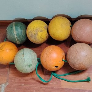 Juego de 8 Boyas de Pesca Redondas Multicolor con Rotura - imagen 3