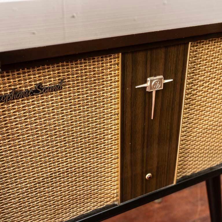 Item 2106720 - Image 1