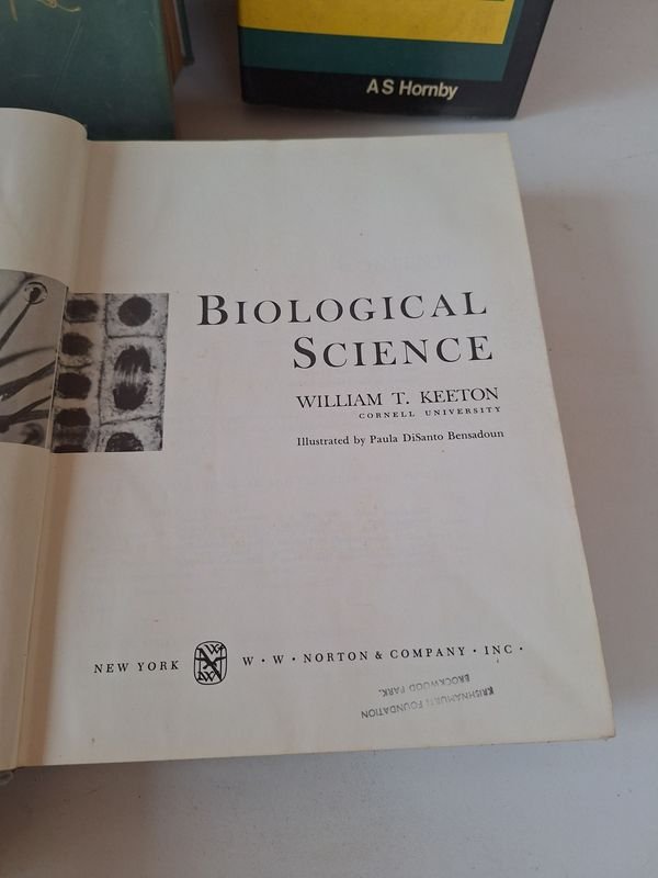 Libros de Biología y diccionarios en venta - imagen 4