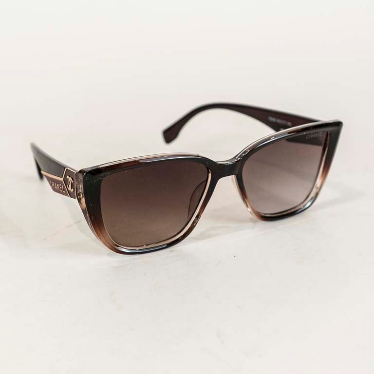 Lote siguiente: Lentes de sol para hombre y mujer